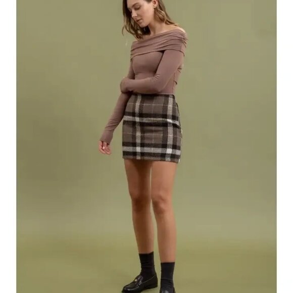 ($9) Off the Shoulder Foldover Long Sleeve Knit Top - Picture 4 of 5